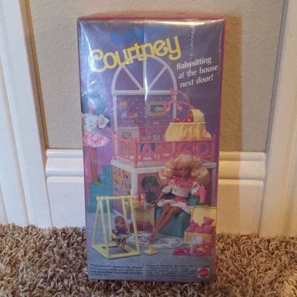 Vintage Babysitter Courtney Barbie - Picture 2 of 8